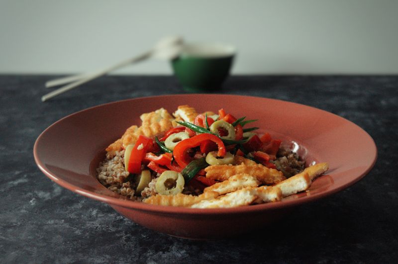 Harvest Grain Bowl with quinoa and roasted vegetables